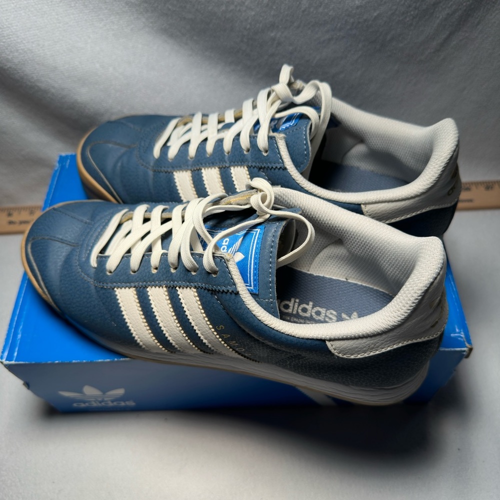 Adidas Men's Navy and White Samoa Sneakers